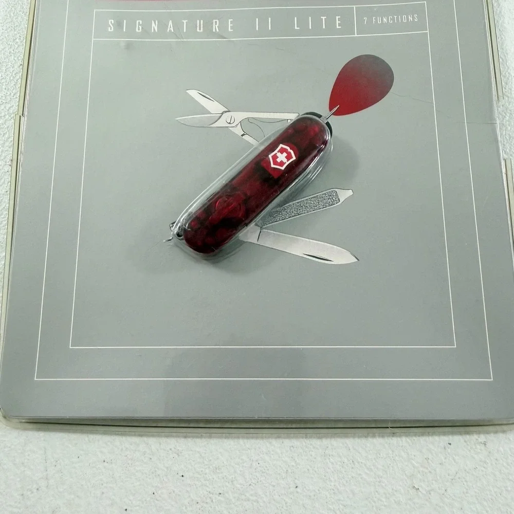 Victorinox Signature II Lite‎ Ruby Swiss Army Knife Pocketknife LED Light Red